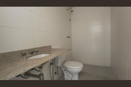 Apartamento para alugar com 179m², 3 quartos e 3 vagasBanheira da Suíte 2