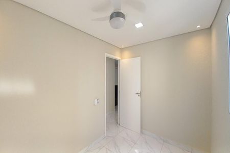 Quarto 1 de apartamento para alugar com 2 quartos, 39m² em Jardim Rossin, Campinas