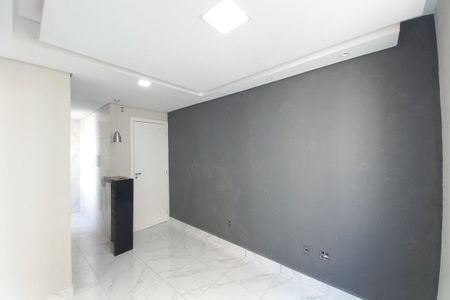 Sala de apartamento para alugar com 2 quartos, 39m² em Jardim Rossin, Campinas