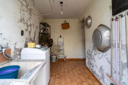 Casa à venda com 170m², 2 quartos e 2 vagas Casa à venda com 170m², 2 quartos e 2 vagasÁrea de Serviço