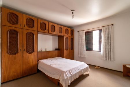 Quarto 2 de casa para alugar com 2 quartos, 170m² em Lapa, São Paulo