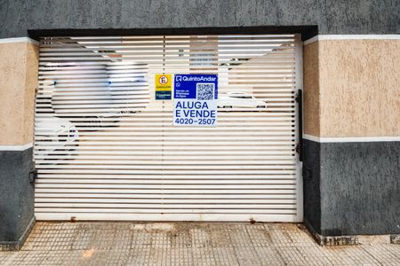 Apartamento para alugar com 70m², 2 quartos e 1 vagaFachada