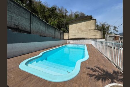 Casa à venda com 140m², 3 quartos e 1 vagaÁrea comum - Piscina