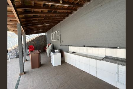 Casa à venda com 140m², 3 quartos e 1 vagaÁrea comum