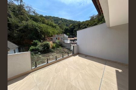 Casa à venda com 140m², 3 quartos e 1 vagaTerraço