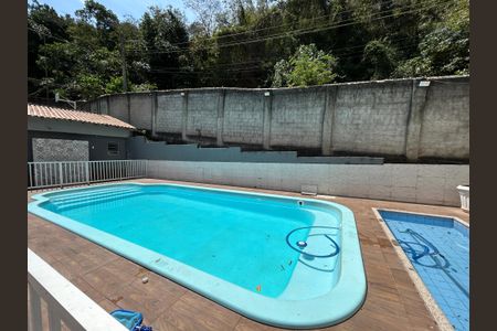 Casa à venda com 140m², 3 quartos e 1 vagaÁrea comum - Piscina