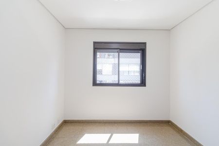 Apartamento à venda com 84m², 2 quartos e 2 vagasQuarto