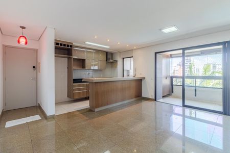 Apartamento à venda com 84m², 2 quartos e 2 vagasSala