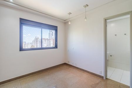 Apartamento à venda com 84m², 2 quartos e 2 vagasSuíte