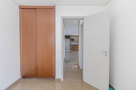 Apartamento à venda com 84m², 2 quartos e 2 vagasQuarto