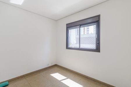 Apartamento à venda com 84m², 2 quartos e 2 vagasQuarto