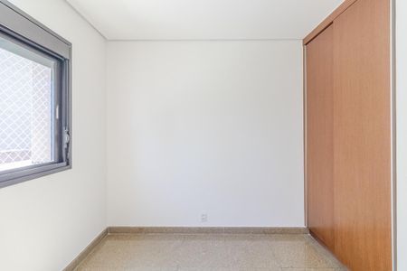 Apartamento à venda com 84m², 2 quartos e 2 vagasQuarto