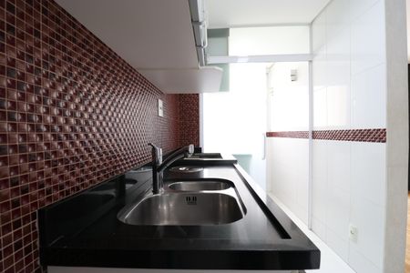 Apartamento à venda com 53m², 2 quartos e 1 vagaCozinha e Área de Serviço