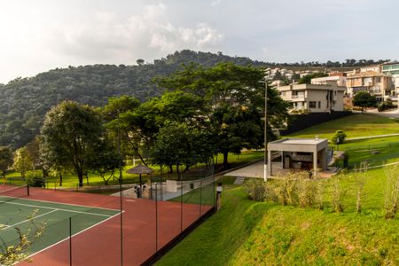 Casa de condomínio à venda com 224m², 3 quartos e 4 vagas Casa de condomínio à venda com 224m², 3 quartos e 4 vagasQuadra Esportiva