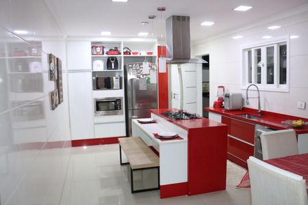 Casa para alugar com 240m², 3 quartos e 2 vagasCozinha