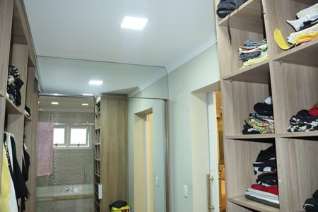 Casa para alugar com 240m², 3 quartos e 2 vagasCloset da Suíte 1
