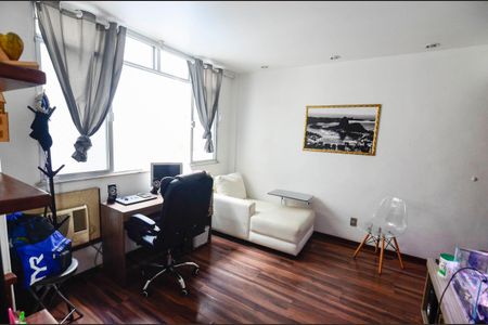 Apartamento à venda com 40m², 1 quarto e 1 vaga Apartamento à venda com 40m², 1 quarto e 1 vagaSala