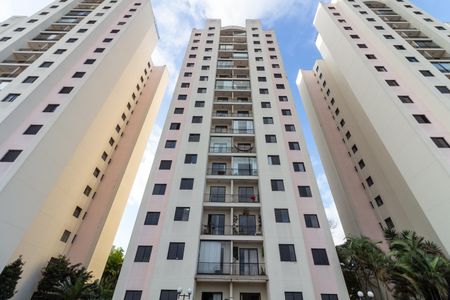 Apartamento à venda com 50m², 2 quartos e 1 vaga Apartamento à venda com 50m², 2 quartos e 1 vagaFachada