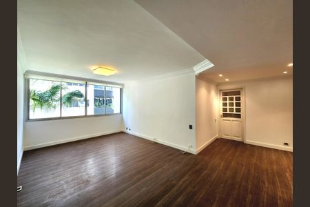 Sala de apartamento para alugar com 3 quartos, 130m² em Moema, São Paulo