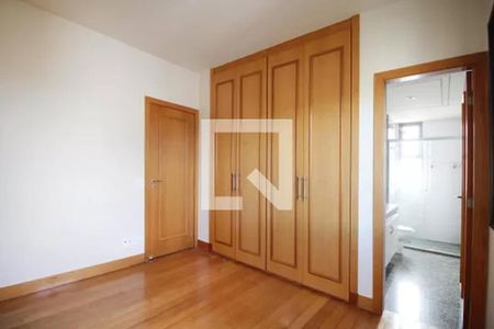 Apartamento para alugar com 4 quartos, 174m² em Carmo, Belo Horizonte