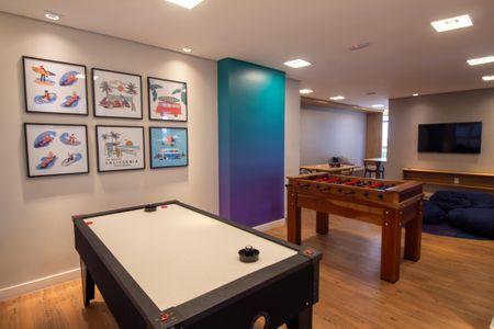 Apartamento para alugar com 60m², 2 quartos e 1 vagaÁrea comum - Sala de Jogos