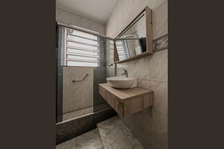 Apartamento para alugar com 80m², 2 quartos e sem vaga Apartamento para alugar com 80m², 2 quartos e sem vagaBanheiro social