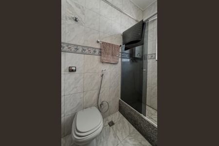 Apartamento para alugar com 80m², 2 quartos e sem vaga Apartamento para alugar com 80m², 2 quartos e sem vagaBanheiro social