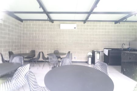 Apartamento à venda com 100m², 2 quartos e 2 vagasÁrea comum - Salão de festas