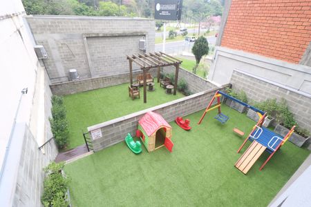 Apartamento à venda com 100m², 2 quartos e 2 vagasÁrea comum - Playground