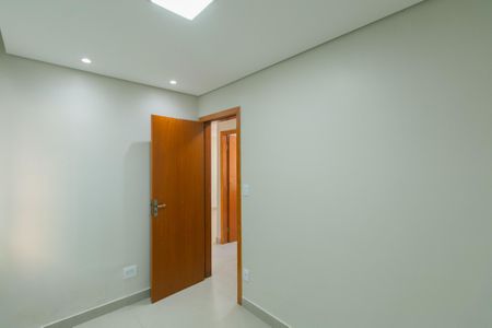 Apartamento à venda com 80m², 3 quartos e 1 vagaQuarto 2