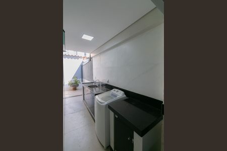 Apartamento à venda com 80m², 3 quartos e 1 vagaÁrea de Serviço