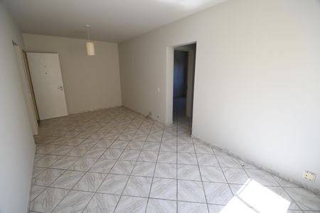 Apartamento à venda com 68m², 2 quartos e 1 vagaSala