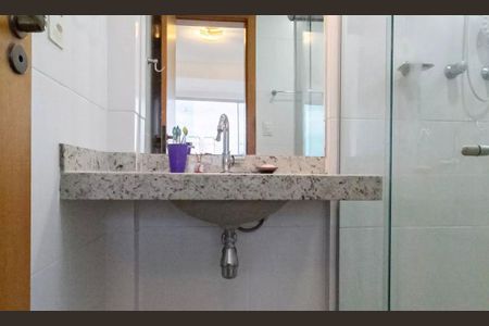 Apartamento à venda com 170m², 3 quartos e 2 vagasBanheiro 2