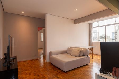 Sala de apartamento à venda com 2 quartos, 84m² em Cerqueira César, São Paulo