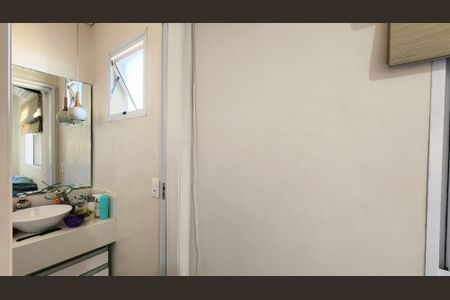 Casa de condomínio à venda com 110m², 3 quartos e 2 vagas Casa de condomínio à venda com 110m², 3 quartos e 2 vagasBanheiro da Suíte