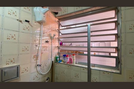 Casa à venda com 70m², 2 quartos e 2 vagasBanheiro