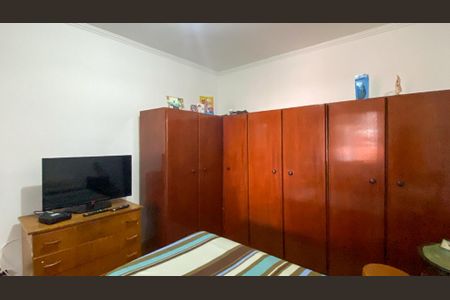 Casa à venda com 70m², 2 quartos e 2 vagasQuarto 2