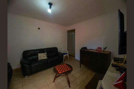 Casa à venda com 70m², 2 quartos e 2 vagasSala