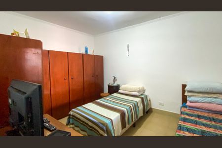 Casa à venda com 70m², 2 quartos e 2 vagasQuarto 2