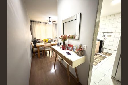 Sala de apartamento à venda com 2 quartos, 60m² em Irajá, Rio de Janeiro