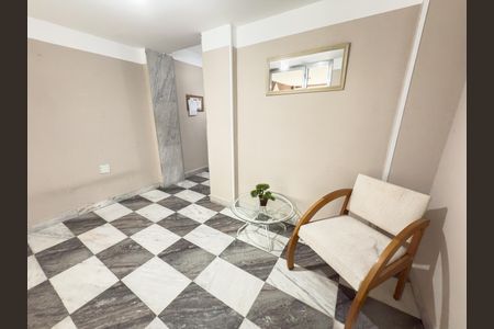Apartamento à venda com 60m², 2 quartos e 1 vagaHall de entrada