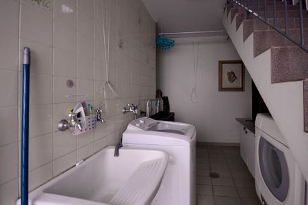 Casa à venda com 289m², 3 quartos e 6 vagasÁrea de Serviço