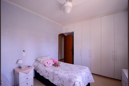 Casa à venda com 289m², 3 quartos e 6 vagasQuarto 1