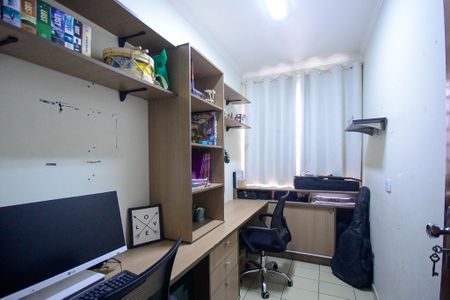 Casa à venda com 289m², 3 quartos e 6 vagasQuarto de Serviço