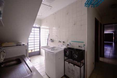 Casa à venda com 289m², 3 quartos e 6 vagasÁrea de Serviço