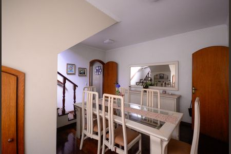 Casa à venda com 289m², 3 quartos e 6 vagasSala de Jantar