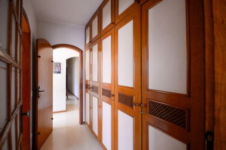 Casa à venda com 289m², 3 quartos e 6 vagasSuite Closet