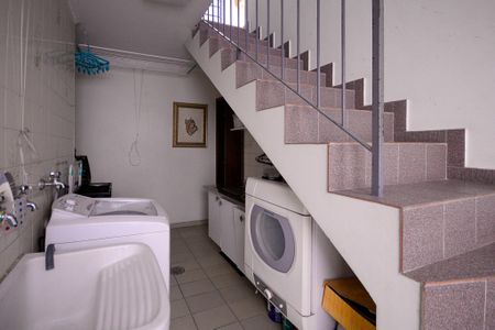 Casa à venda com 289m², 3 quartos e 6 vagasÁrea de Serviço