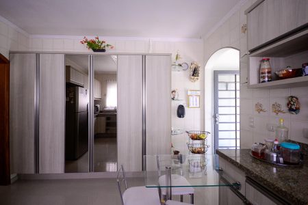 Casa à venda com 289m², 3 quartos e 6 vagasCozinha