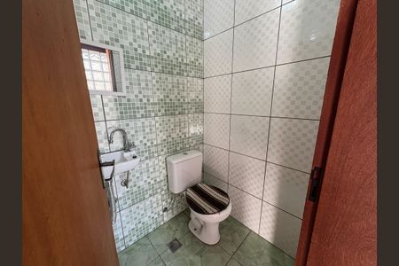 Casa à venda com 183m², 4 quartos e 2 vagasBanheiro da Área Externa